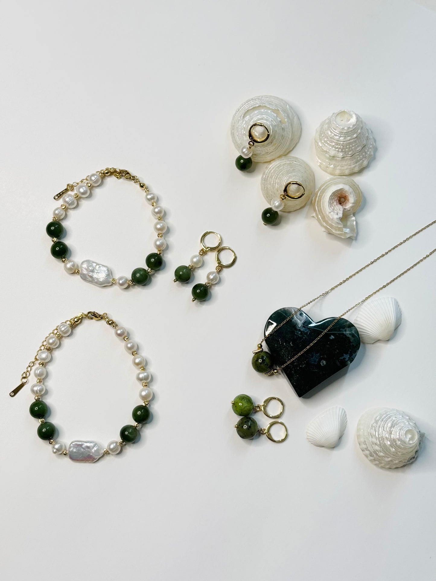 Evergreen Pearl Bracelet