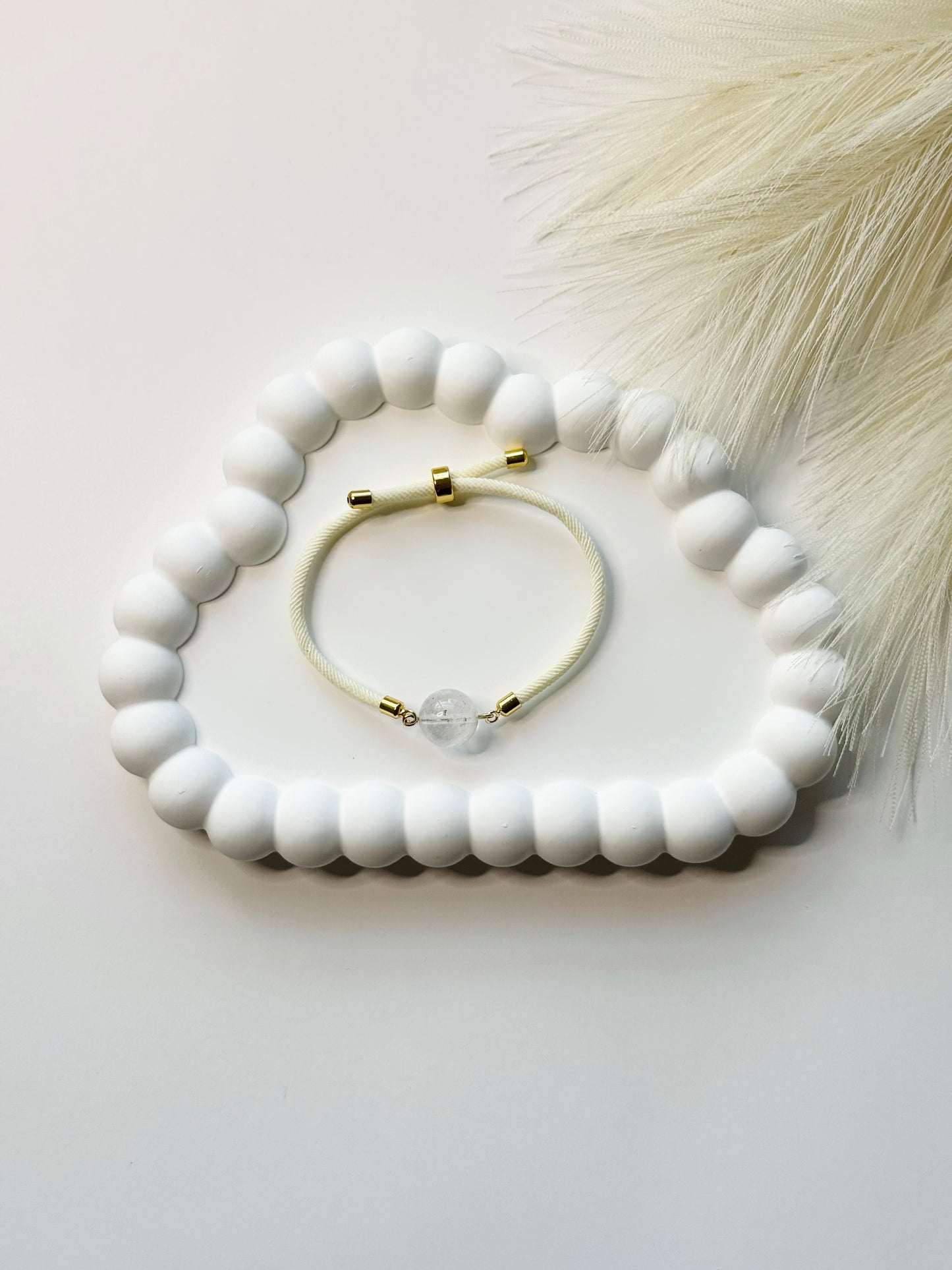 Aura Thread – Clear Quartz Bracelet
