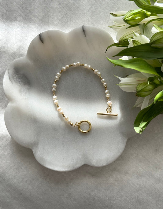 Lyra Toggle Bracelet