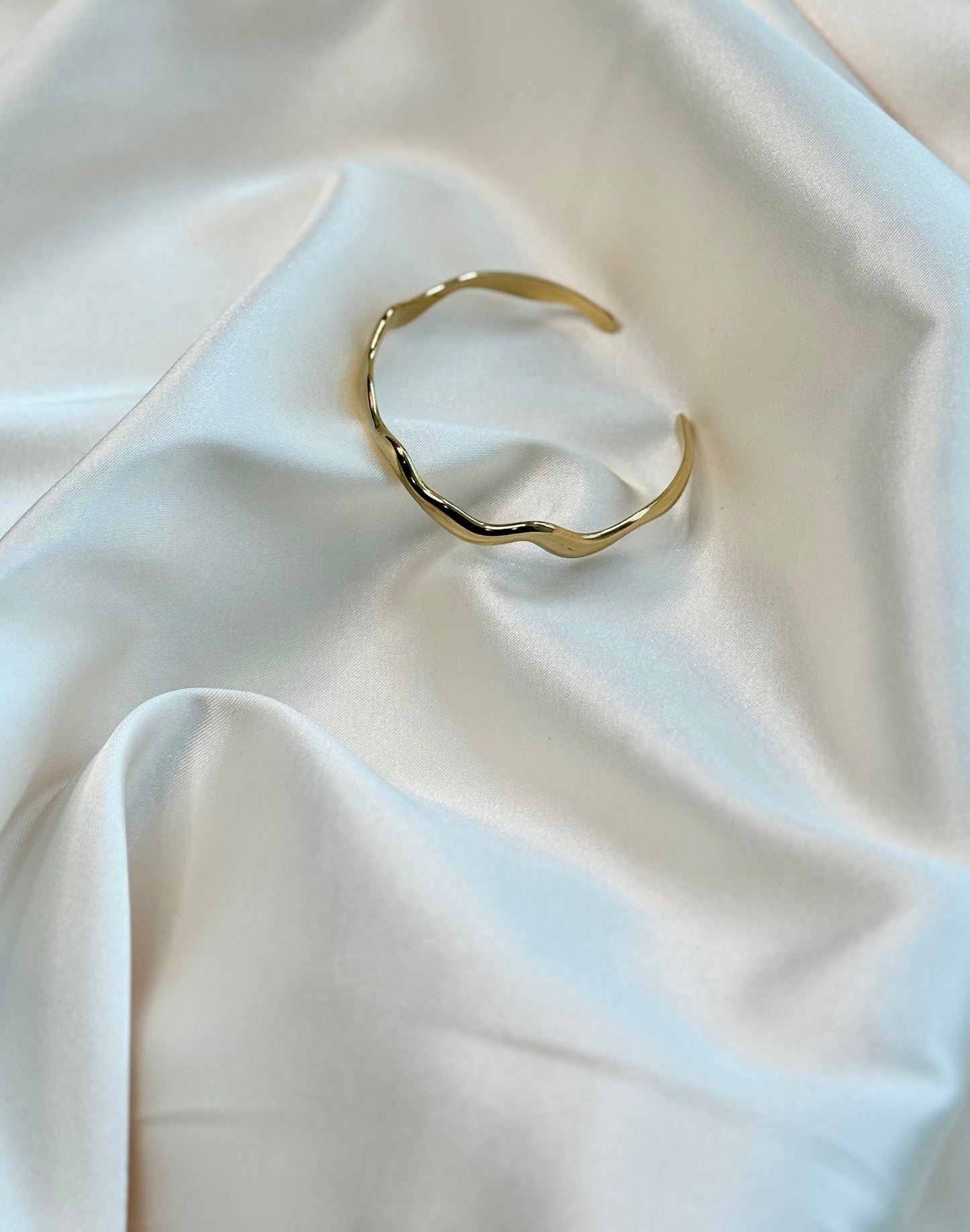 Mira Cuff