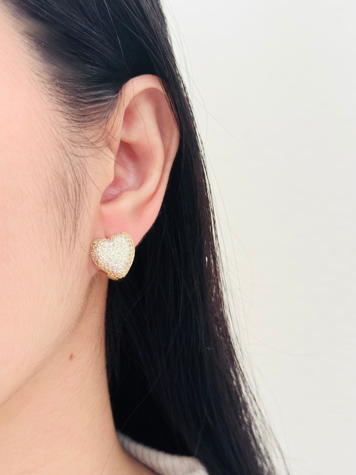 Liora Studs