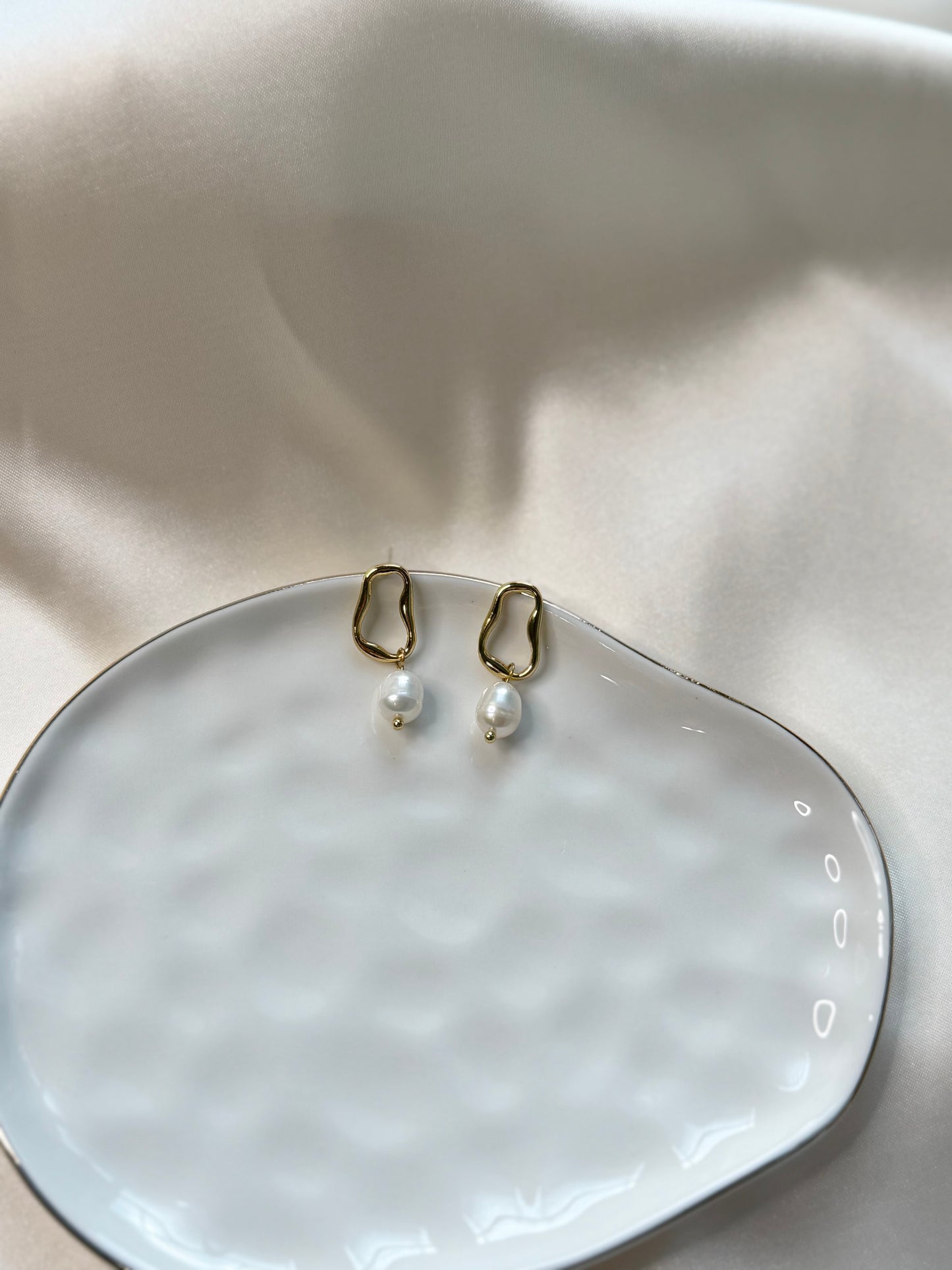 Iris Pearl Drops