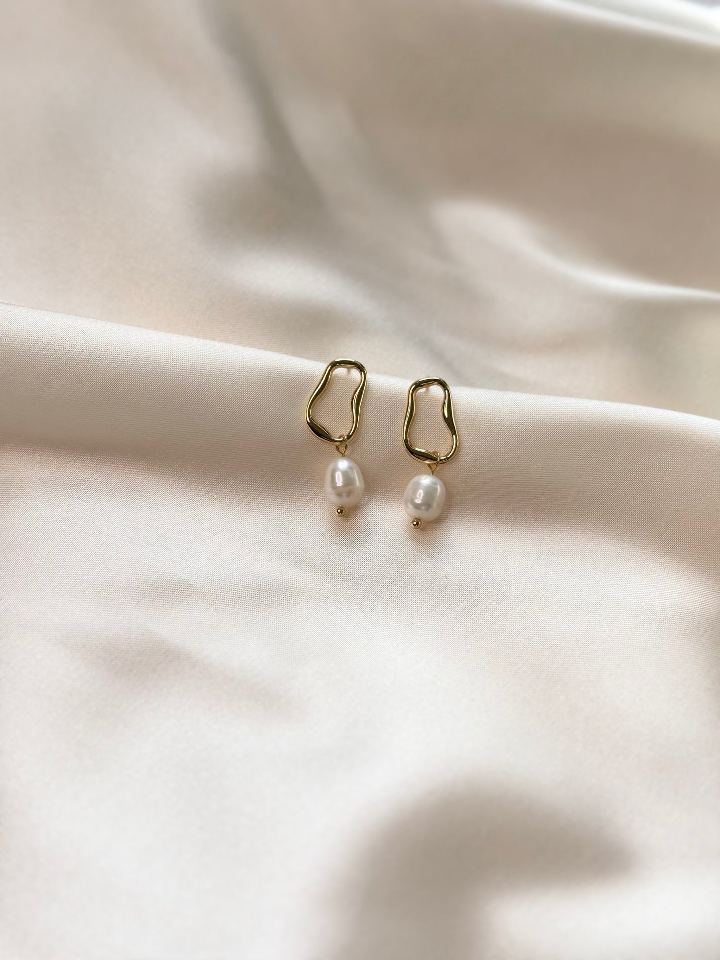 Iris Pearl Drops