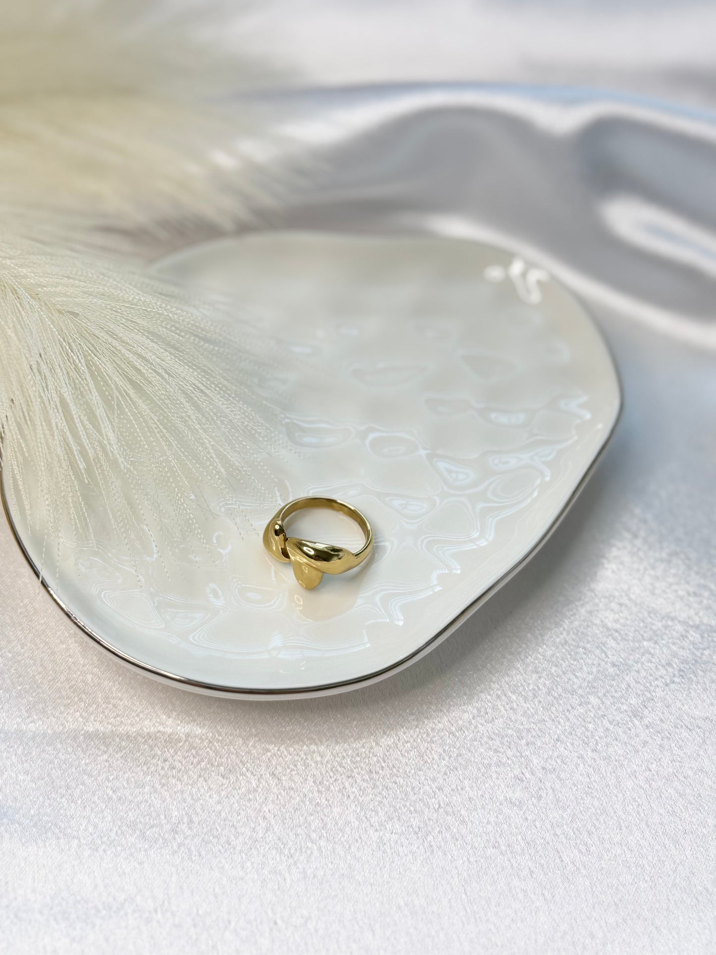 Aurelia Heart Ring