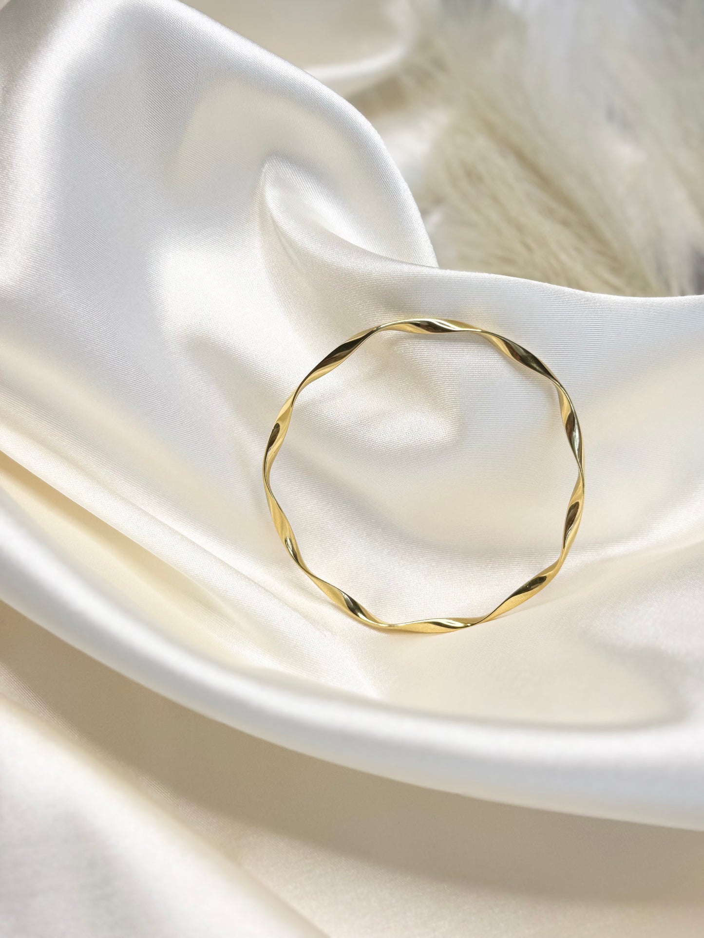 Sol Bangle