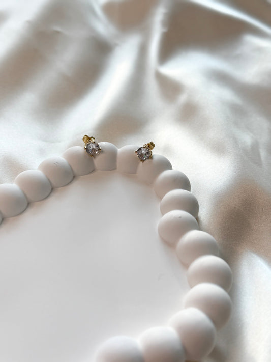 Lumiere Studs