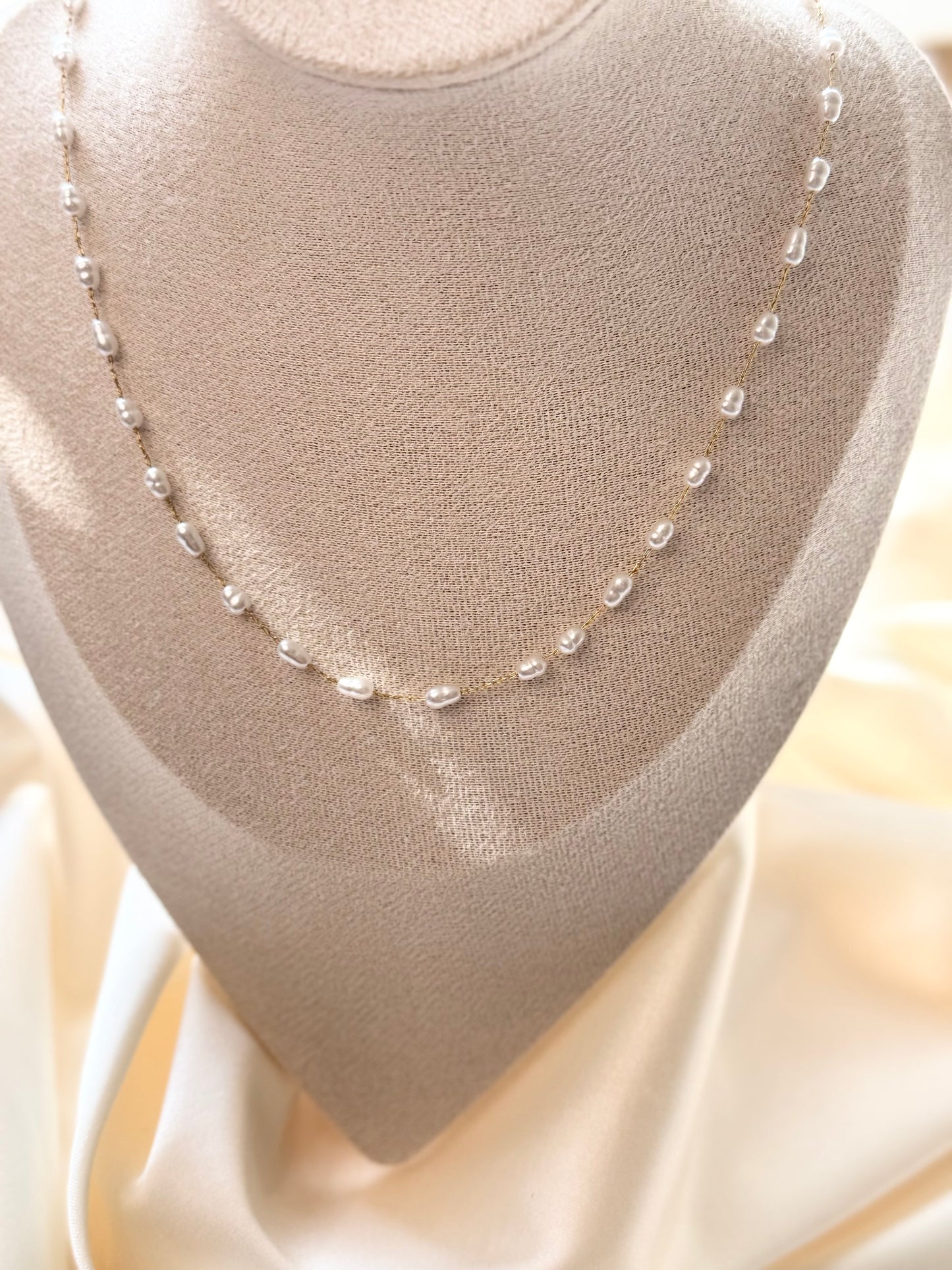Elysia Pearl Chain